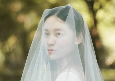 看生辰八字中的桃花运 洞悉姻缘情感 教你判断结婚时间